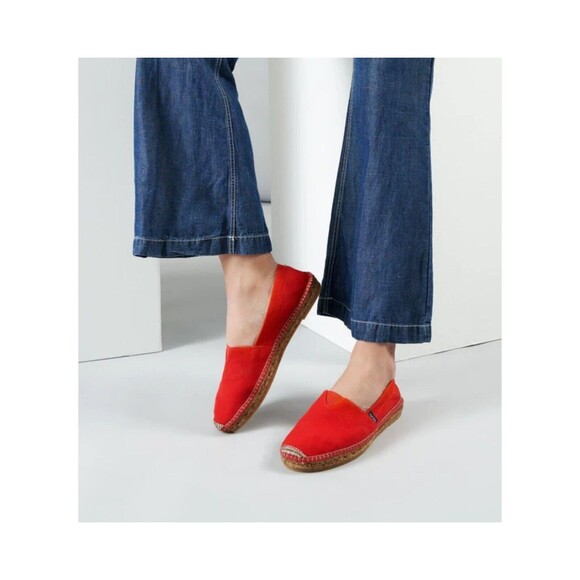 Viscata Red Canvas Slip On Espadrille Limited Edition Flats Size 44 (9.5 US) - Picture 1 of 11